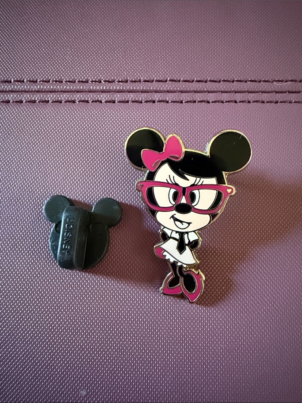 Disney nerd Minnie Mouse Pink & Black Enamel Pin with Glasses